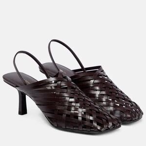 The row woven mule